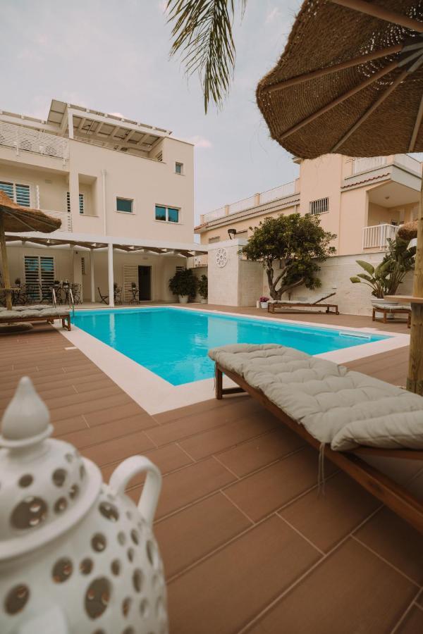 Bed and Breakfast Dimora Nesea Cozze Esterno foto