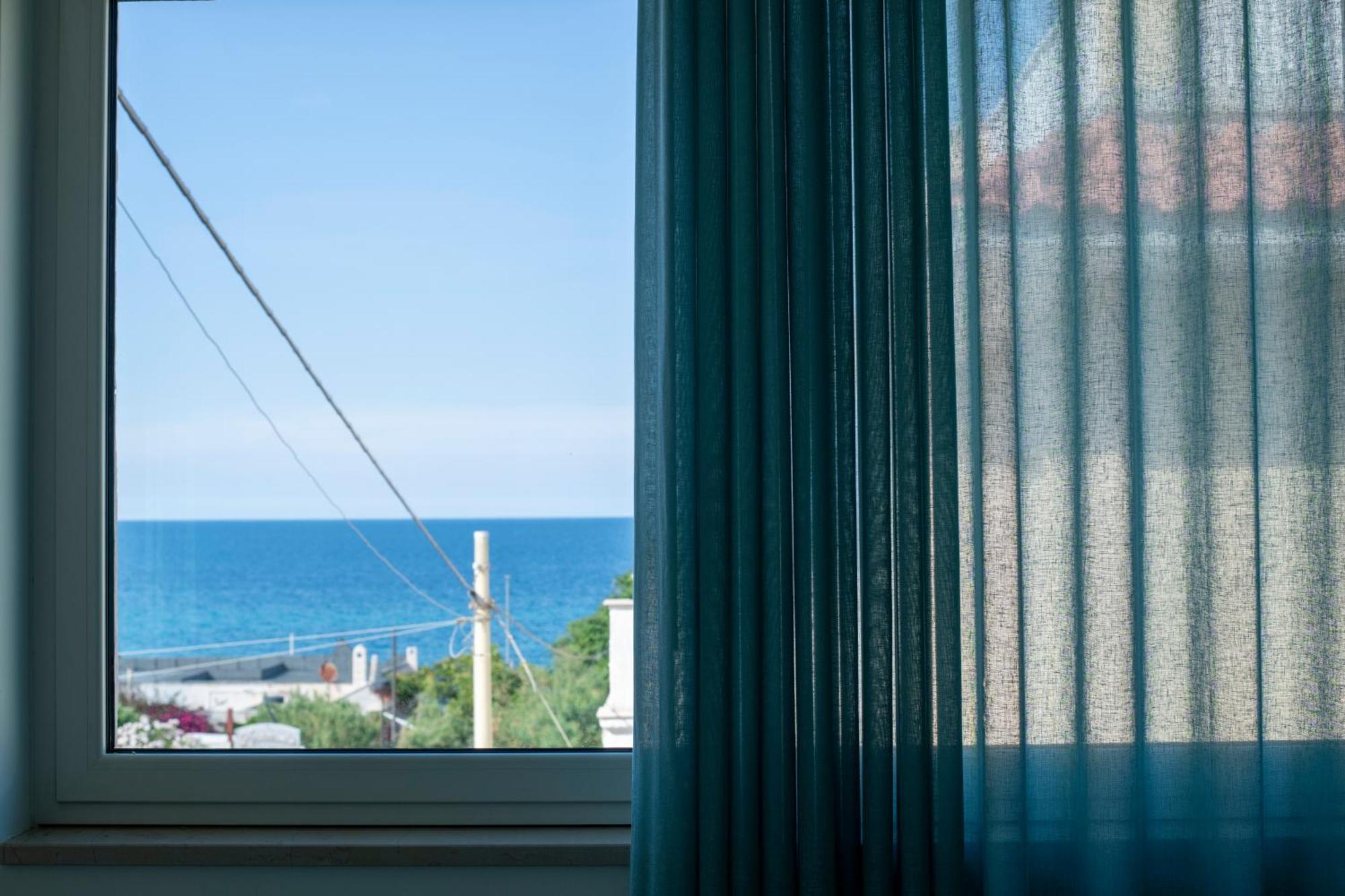 Bed and Breakfast Dimora Nesea Cozze Esterno foto