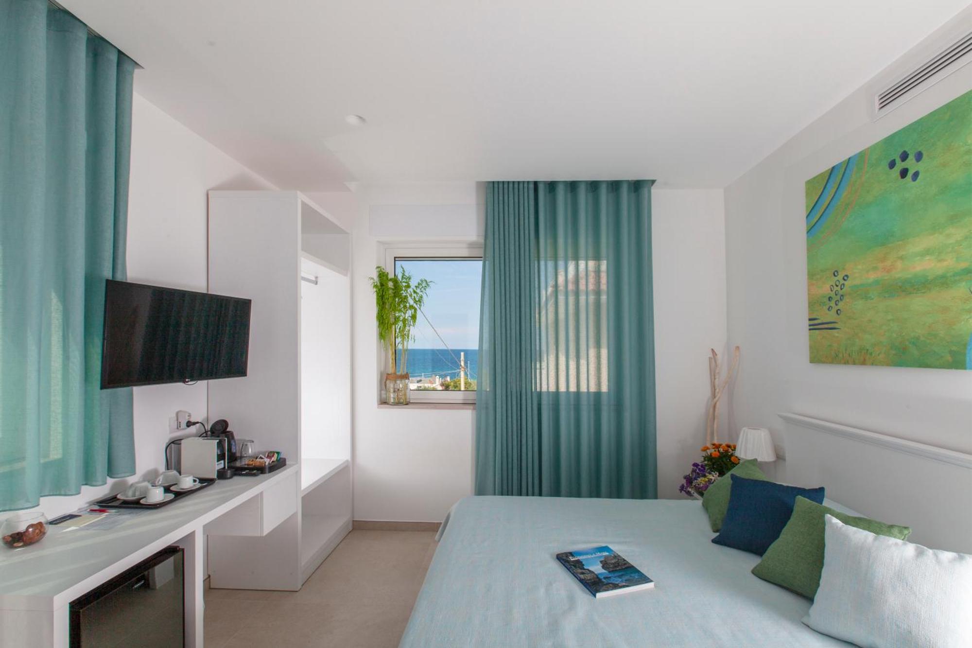 Bed and Breakfast Dimora Nesea Cozze Esterno foto